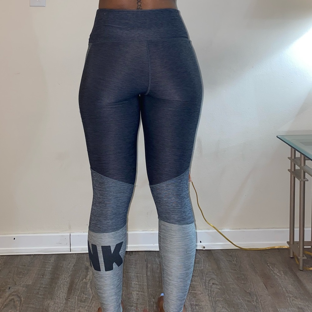 PINK ultimate leggings
